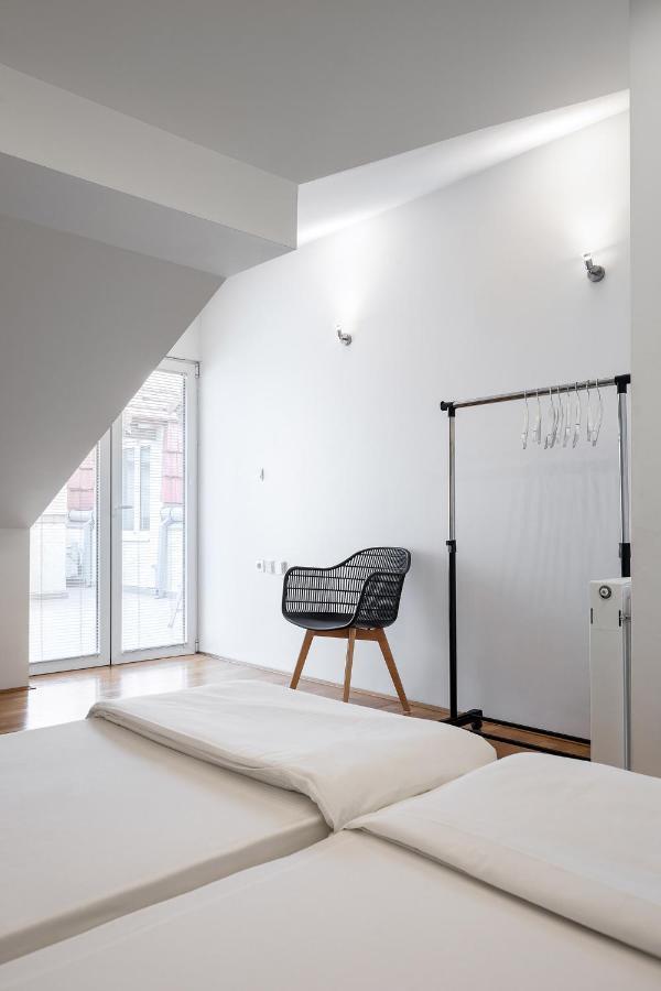 Apartment Penthouse Festina Lente Сомбор Екстериор снимка